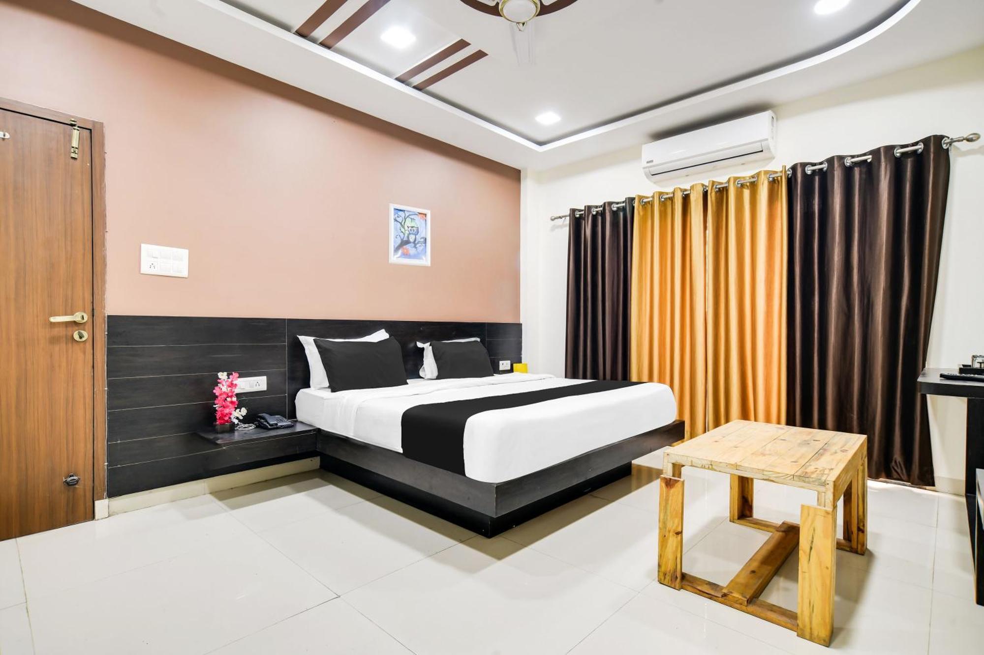Super Collection O Indore Near Omax City 1 Kanadiya Zewnętrze zdjęcie